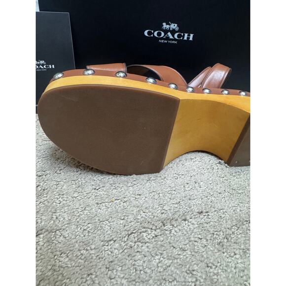 COACH shoes size 8 - Picture 6 of 7